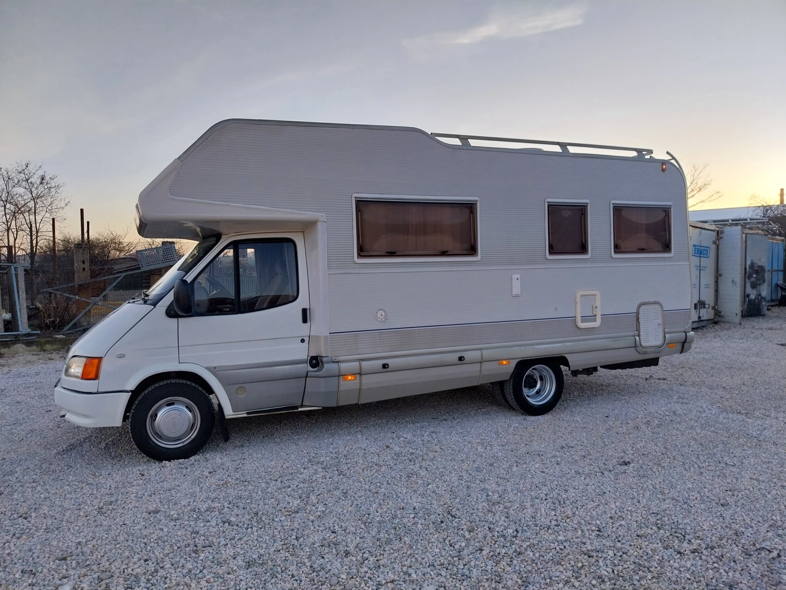 Кемпер Ford Elnagh/2.5TDI-110кс/* Б категория* TOP , снимка 4 - Каравани и кемпери - 53818532