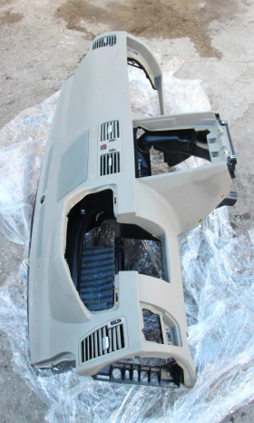 Табло за Волво ХС90 / Volvo XC 90  2012 г.   , снимка 2 - Части - 52811987