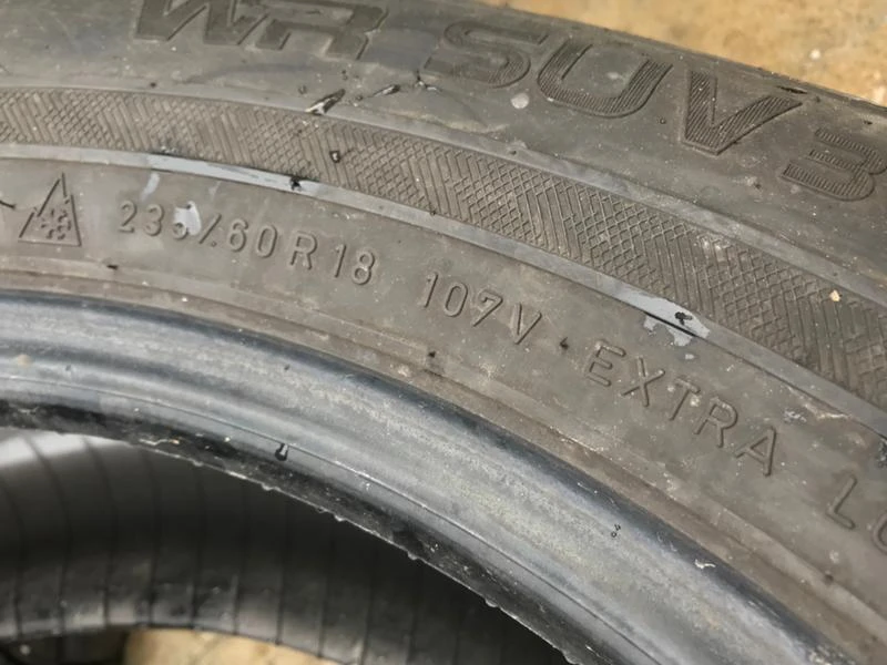 Гуми Зимни 235/60R18, снимка 7 - Гуми и джанти - 27556975