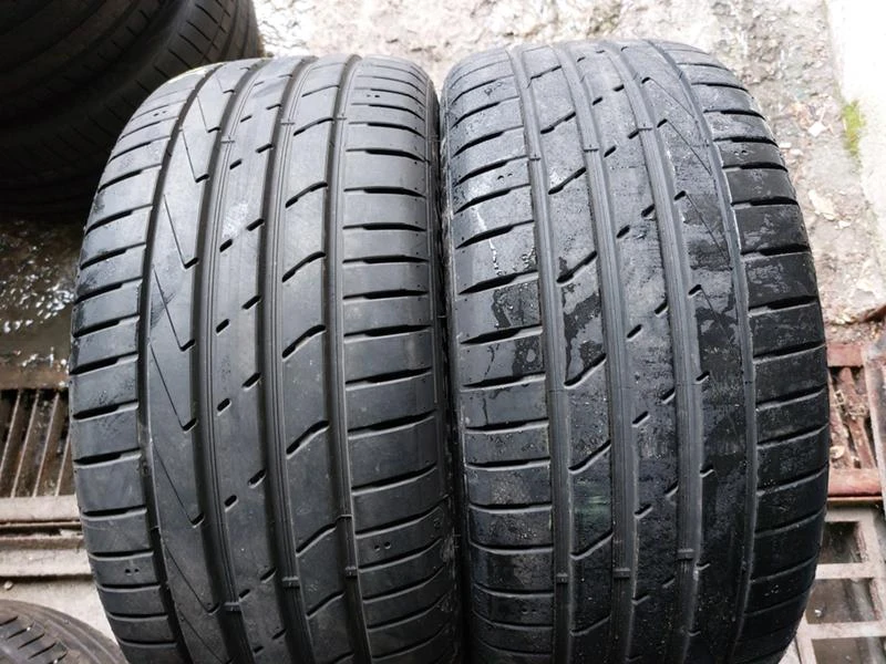 Гуми Летни 245/45R18, снимка 1 - Гуми и джанти - 37133294