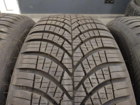 Гуми Всесезонни 225/60R18, снимка 3 - Гуми и джанти - 45716223