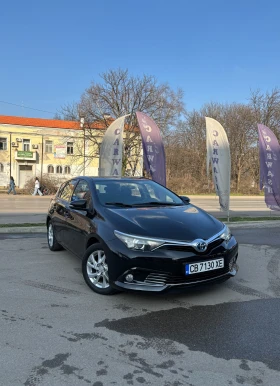Toyota Auris 1.8/ Hybrid/ E-CVT/ 136 к.с , снимка 1