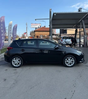 Toyota Auris 1.8/ Hybrid/ E-CVT/ 136 к.с , снимка 3