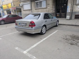 Mercedes-Benz C 180, снимка 3