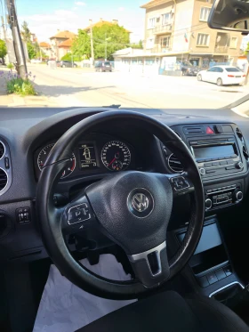 VW Golf 1.6TDI Highline  | Mobile.bg    12