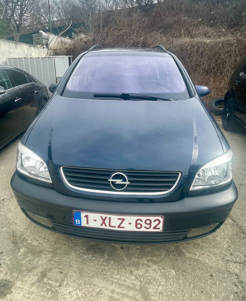 Opel Zafira 1.8i-16v, снимка 1 - Автомобили и джипове - 46838020