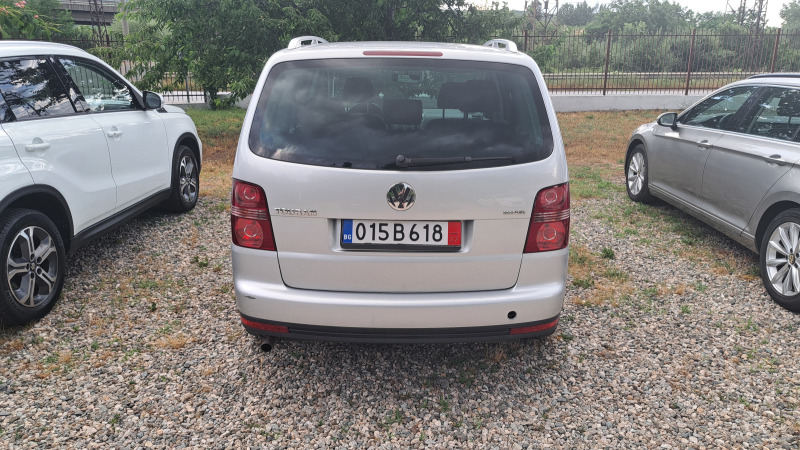 VW Touran 2.0i* Метан* , снимка 3 - Автомобили и джипове - 46390113