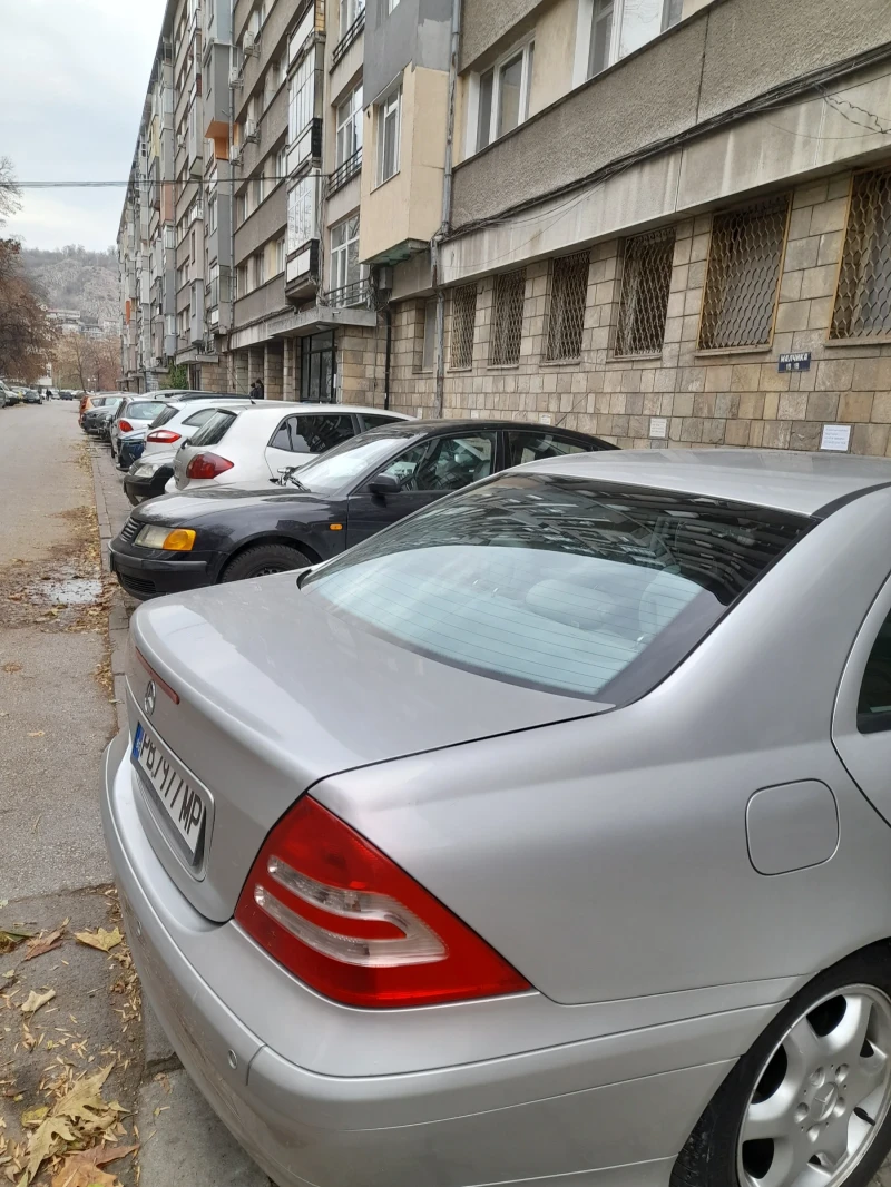 Mercedes-Benz C 180 W203 , снимка 2 - Автомобили и джипове - 48083047