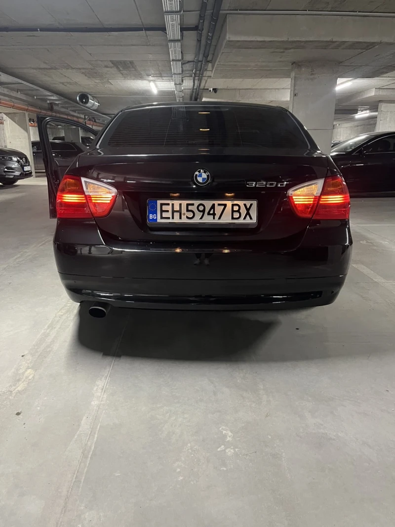 BMW 320 320d, снимка 10 - Автомобили и джипове - 49431075