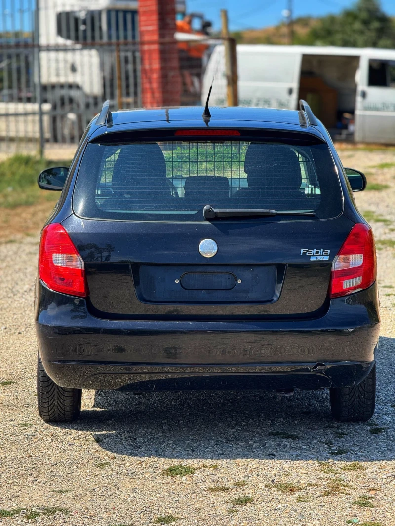 Skoda Fabia 1.4 Климатроник/ЦЕНА ДО 31.12.2025, снимка 5 - Автомобили и джипове - 52868508