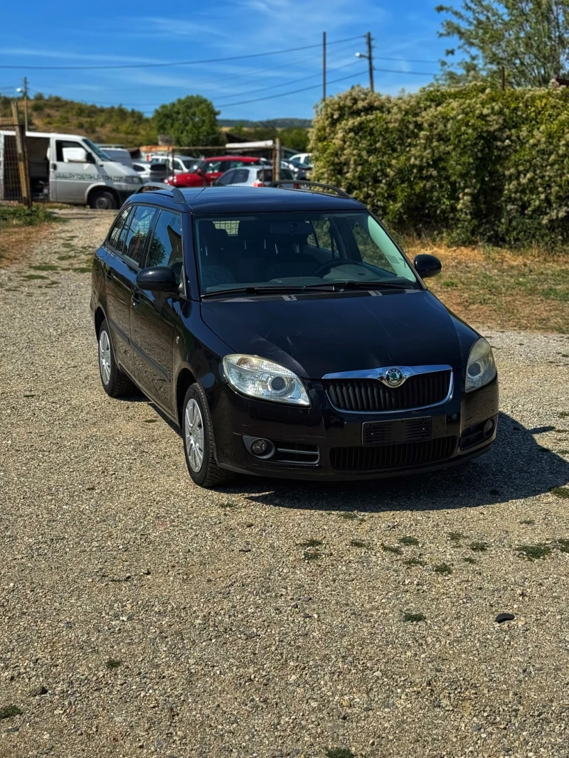 Skoda Fabia 1.4 Климатроник/ЦЕНА ДО 31.12.2025, снимка 3 - Автомобили и джипове - 52868508