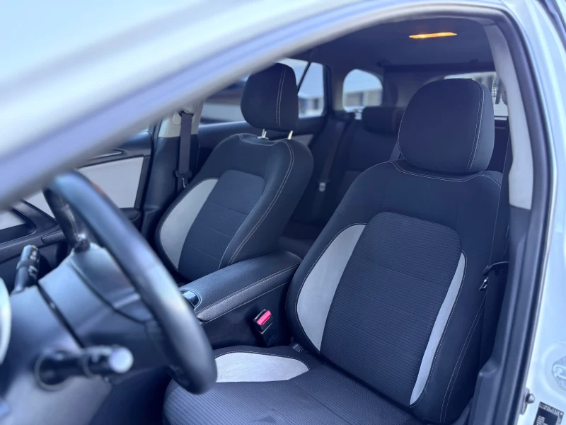 Toyota Avensis 2.0 D4D TOURING SPORT/NAVI, снимка 10 - Автомобили и джипове - 52655650