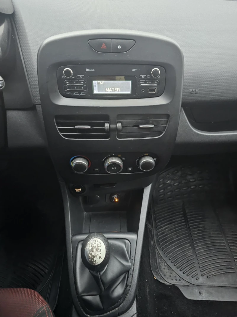 Renault Clio 1.2 75 к.с. бензин BVM5 (с N1 хомологация), снимка 9 - Автомобили и джипове - 52621437