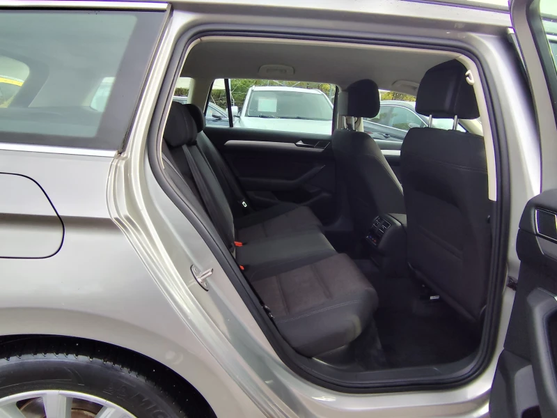 VW Passat 1.6TDi* АВТОМАТИК* EURO6B* MMi* , снимка 10 - Автомобили и джипове - 52694115