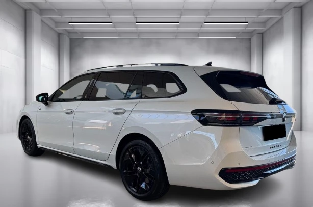 VW Passat Variant 2.0 TDI 4Motion = R-Line = Гаранция - изображение 2