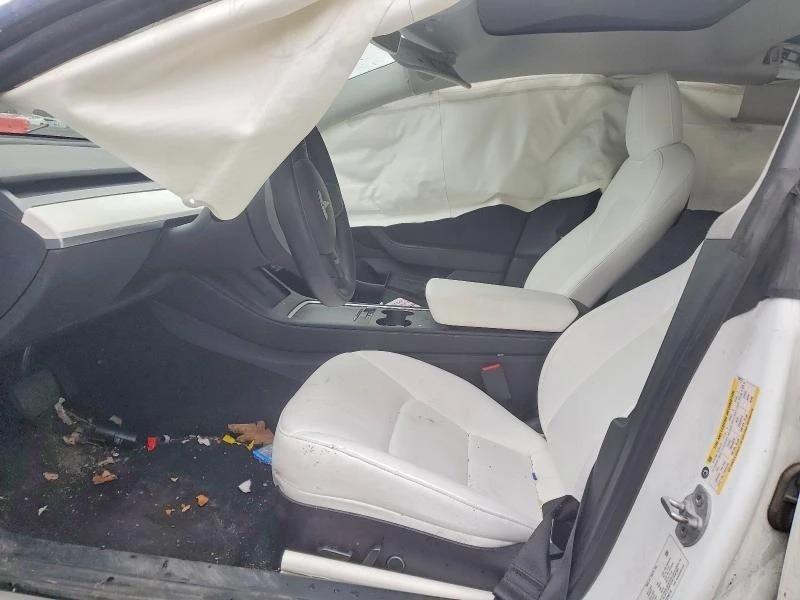 Tesla Model 3, снимка 7 - Автомобили и джипове - 54818888