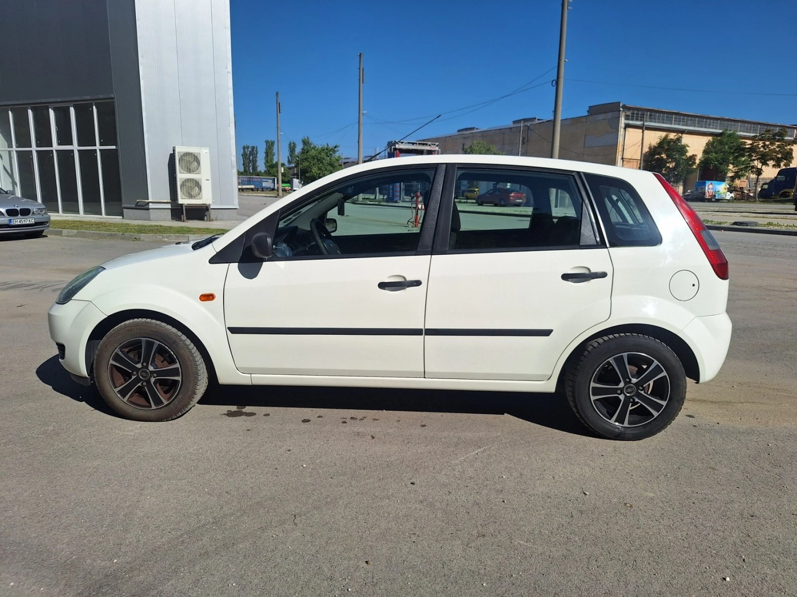 Ford Fiesta 1, 4 TDCI АВТОМАТИК, ОТЛИЧНА - изображение 8