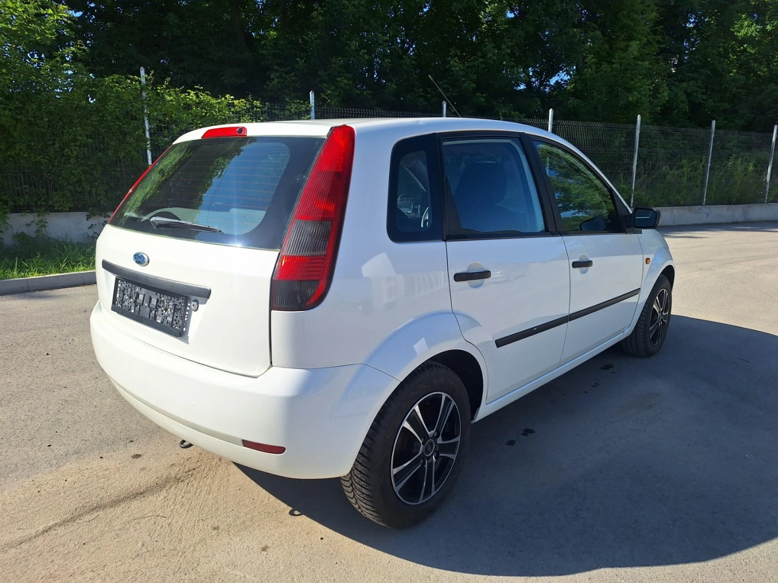 Ford Fiesta 1, 4 TDCI АВТОМАТИК, ОТЛИЧНА - изображение 5