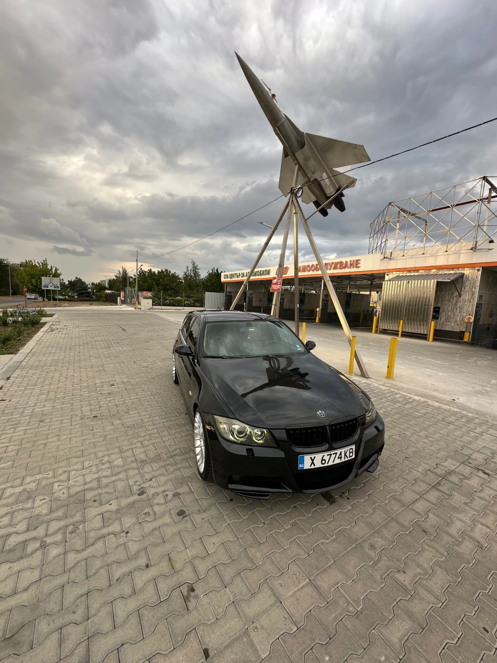 BMW 330 Bmw e91 330d на задно - изображение 8