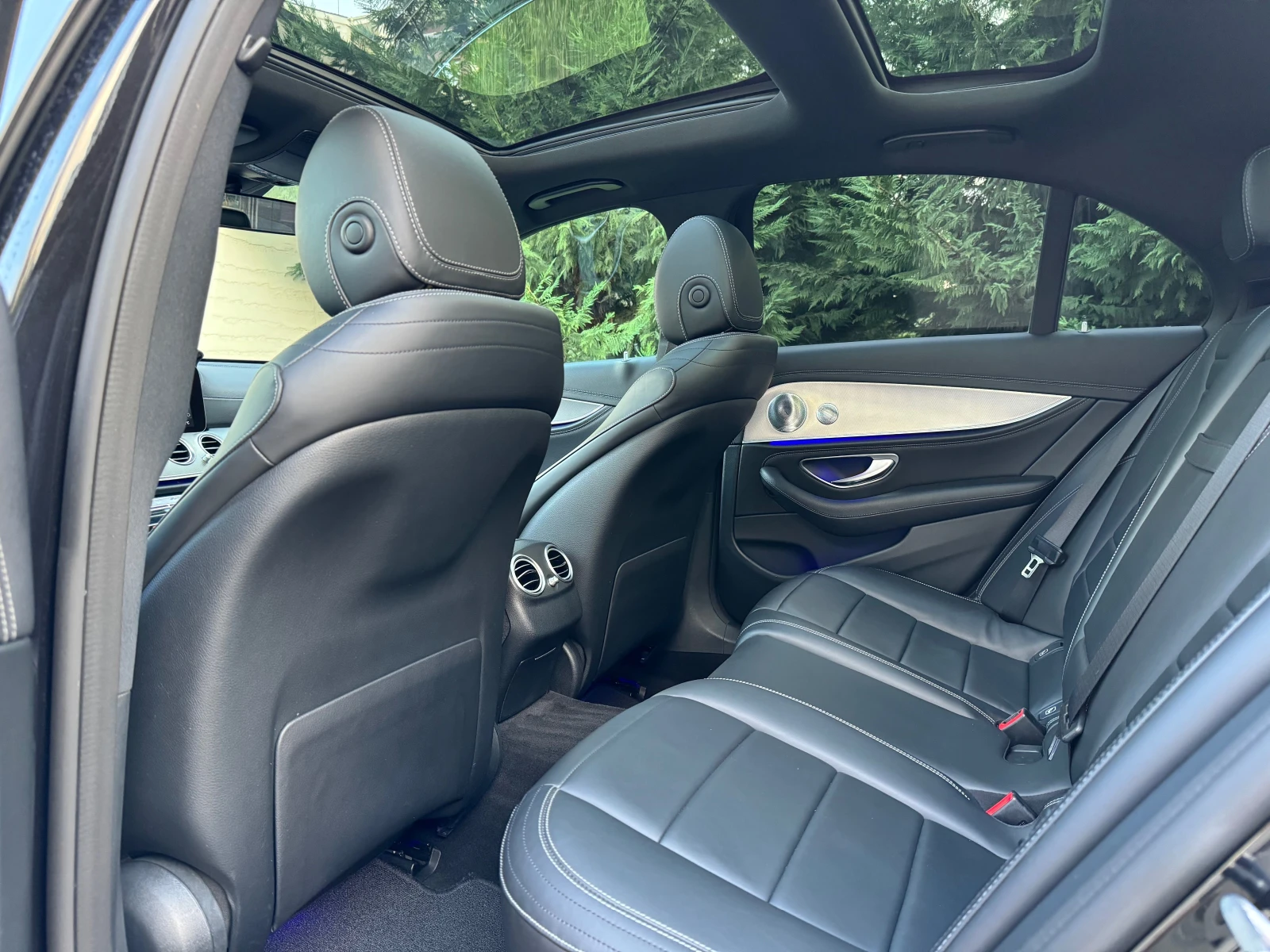 Mercedes-Benz E 220 AMG STYLE KEYLESS-GO PANORAMA PODGREV 360VIEW FULL | Mobile.bg   14