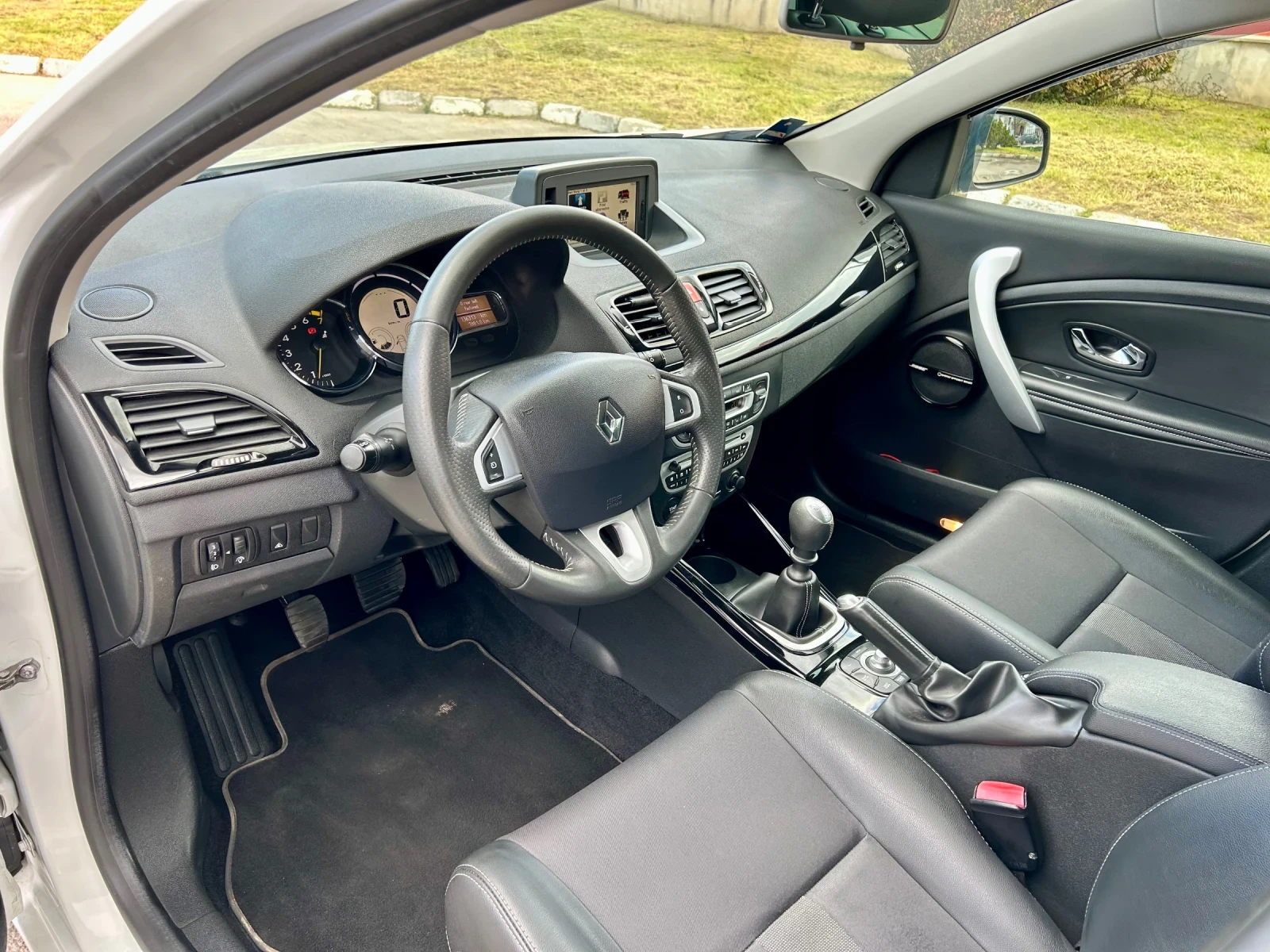 Renault Megane BOSE - изображение 8