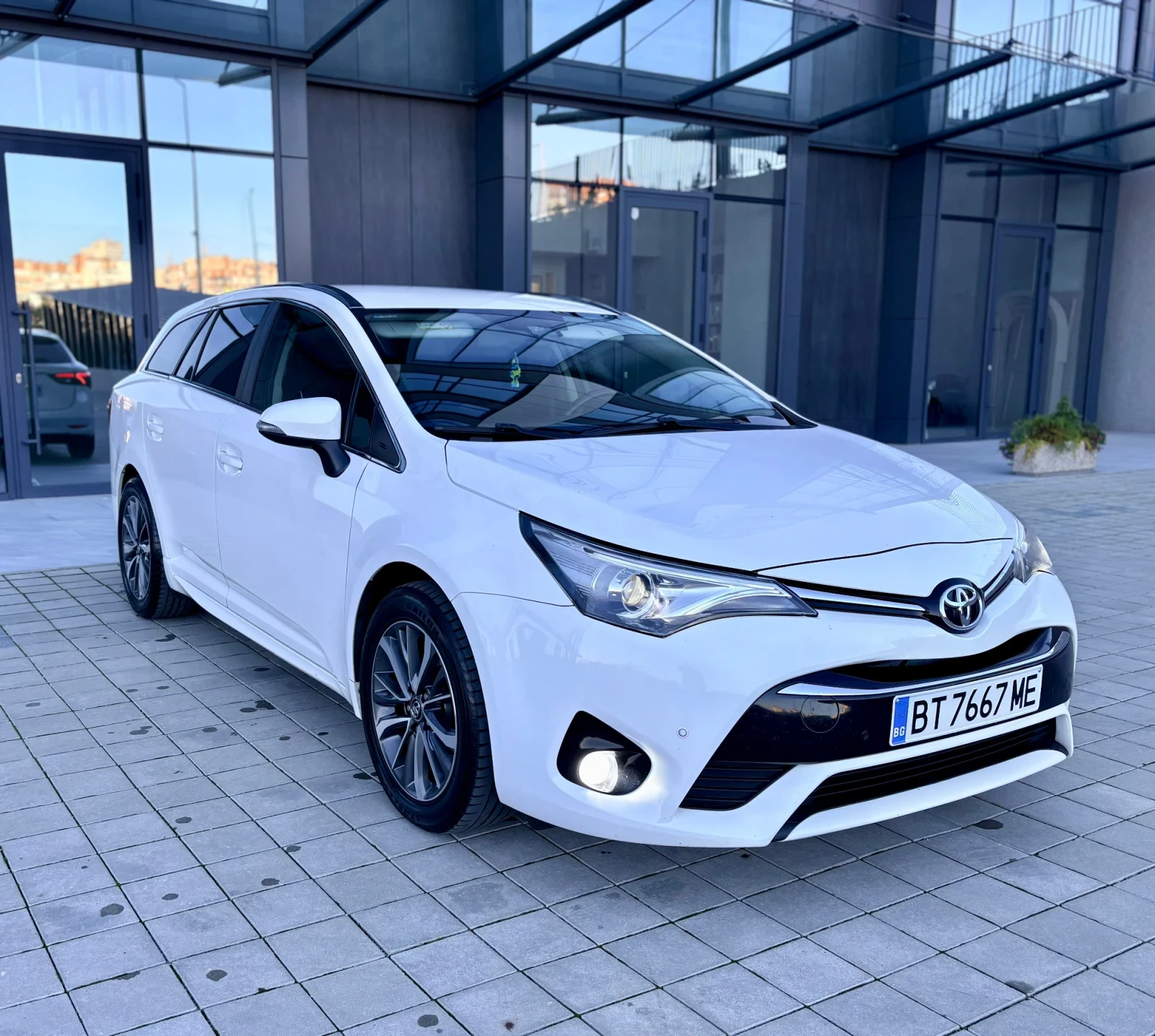 Toyota Avensis 2.0 D4D TOURING SPORT/NAVI | Mobile.bg   1