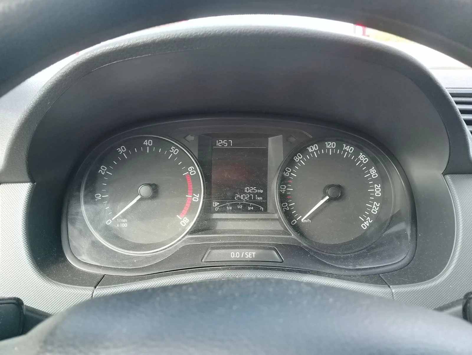 Skoda Fabia газ/бензин, снимка 6 - Автомобили и джипове - 54187924