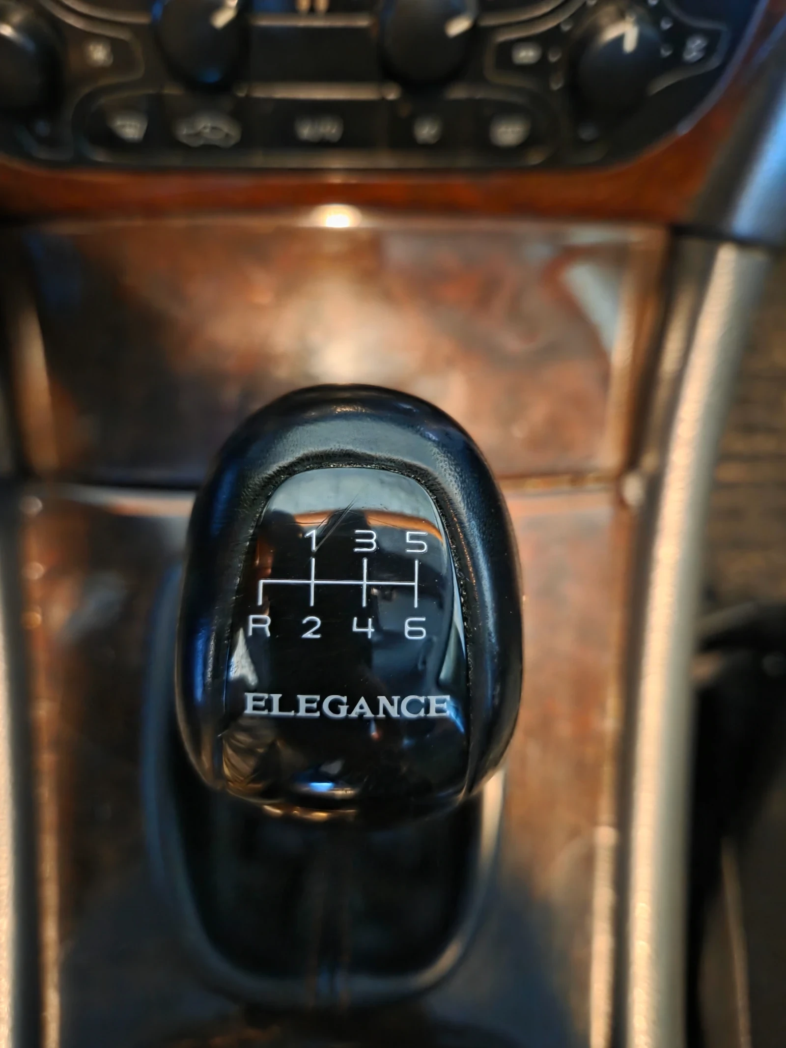 Mercedes-Benz C 200, снимка 6 - Автомобили и джипове - 53180318