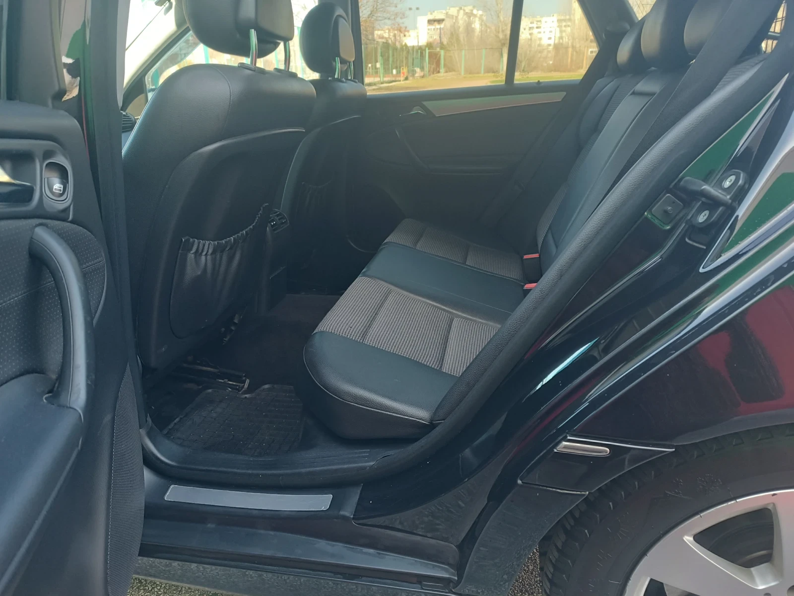 Mercedes-Benz C 180 Мерцедес c180 compressor , снимка 8 - Автомобили и джипове - 53809423