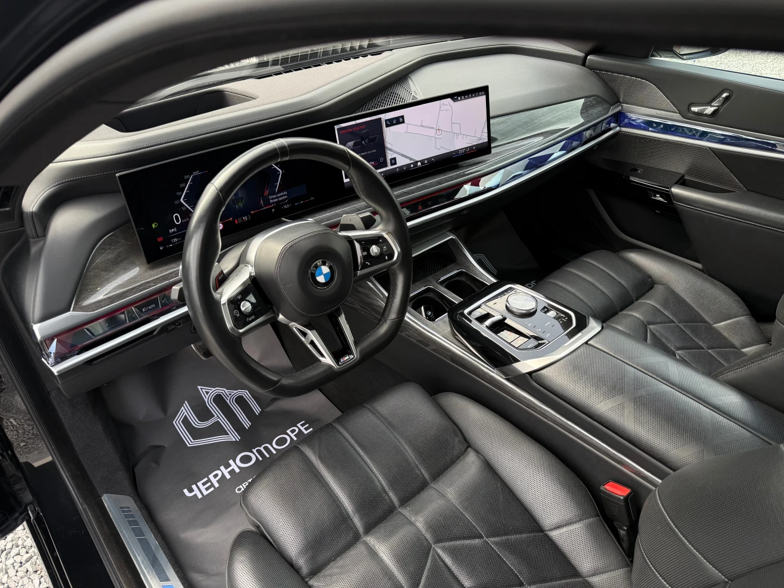 BMW 740 d X-Drive M-Sport#Individual#Black#Long#HeadUp#B&W, снимка 11 - Автомобили и джипове - 53901667