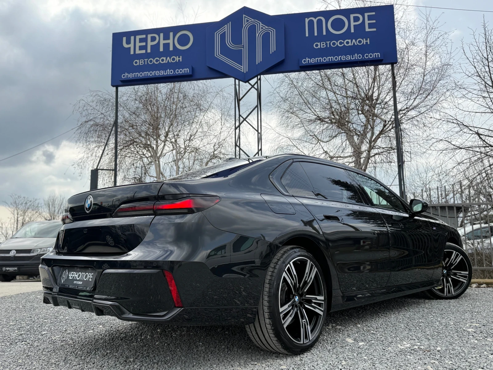 BMW 740 d X-Drive M-Sport#Individual#Black#Long#HeadUp#B&W, снимка 6 - Автомобили и джипове - 53901667