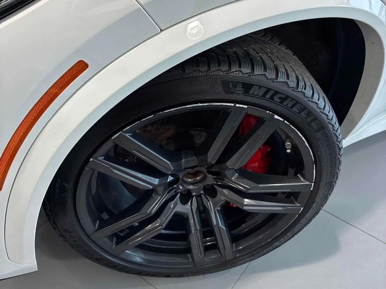 BMW X5M Competition/360/HUD/HARMAN KARDON/PANO/ОБДУХВАНЕ, снимка 6 - Автомобили и джипове - 54171535