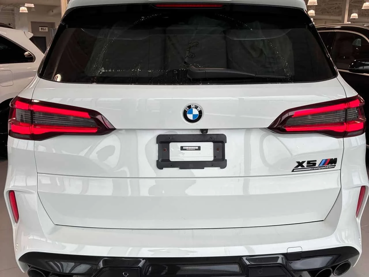 BMW X5M Competition/360/HUD/HARMAN KARDON/PANO/ОБДУХВАНЕ, снимка 4 - Автомобили и джипове - 54171535