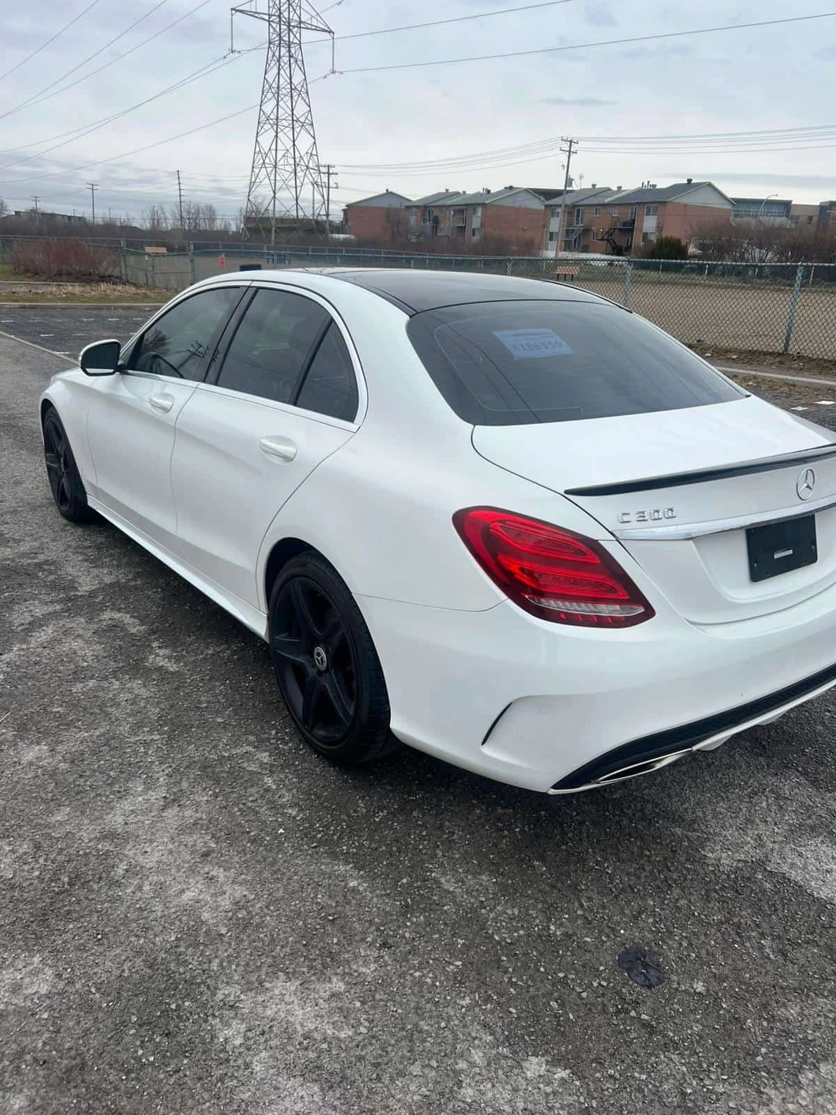 Mercedes-Benz C 300 * CARFAX * ЦЕНА ДО БГ, снимка 3 - Автомобили и джипове - 54205204