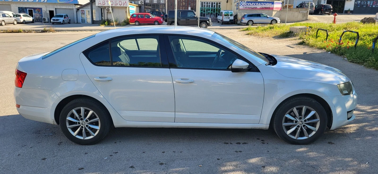 Skoda Octavia 2.0 TDI DSG сменен двигател на 130757км., снимка 7 - Автомобили и джипове - 54646192