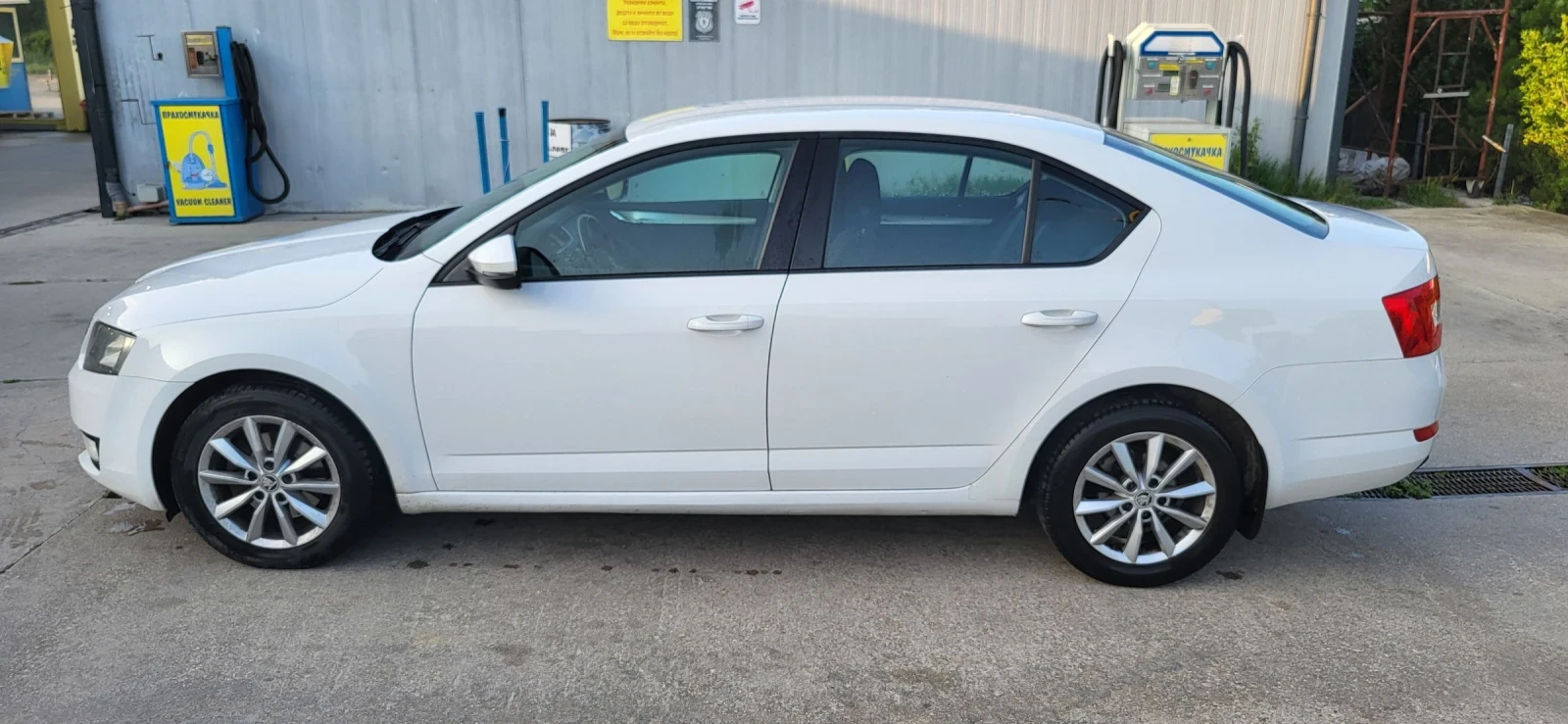 Skoda Octavia 2.0 TDI DSG, снимка 5 - Автомобили и джипове - 54646192