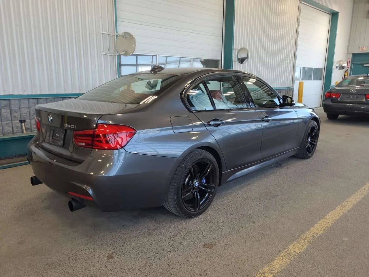 BMW 340 М ПАКЕТ/+ ГУМИ/ШИБЕДАХ/XDRIVE /CARFAX/ФИНАНСИРАНЕ, снимка 3 - Автомобили и джипове - 54840984