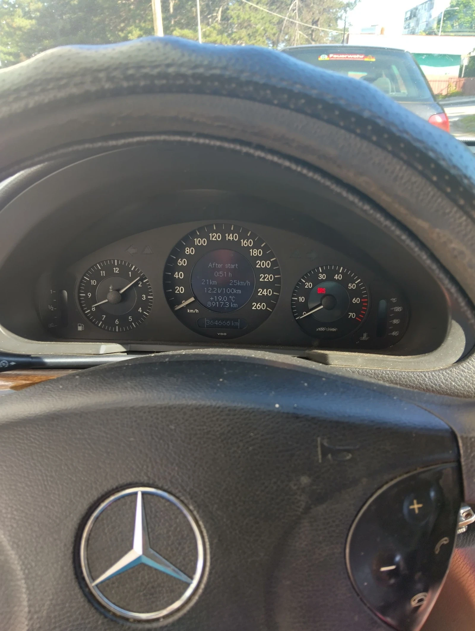 Mercedes-Benz E 200 Компресор, снимка 7 - Автомобили и джипове - 54862219