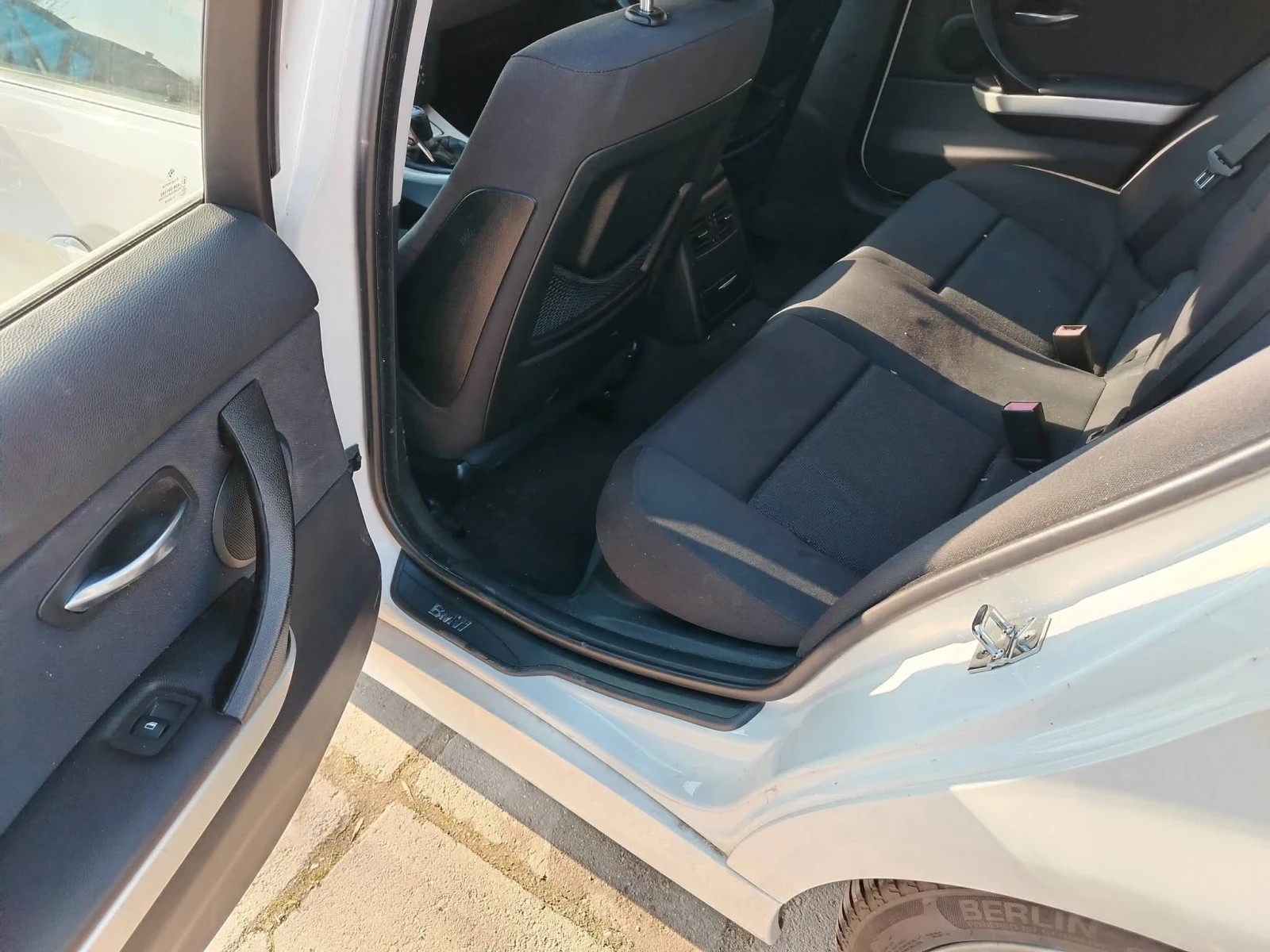 BMW 318, снимка 7 - Автомобили и джипове - 55222590