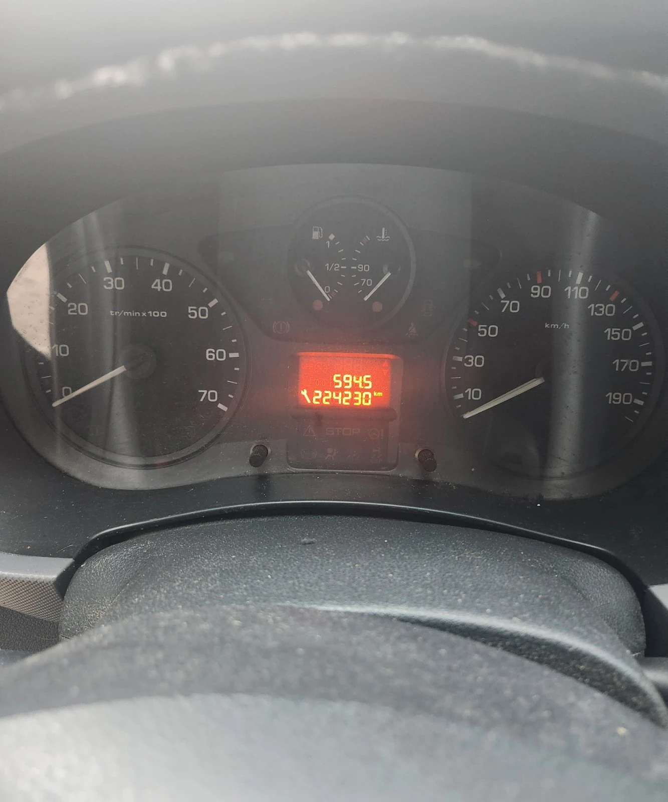 Citroen Berlingo 1.6HDI 90hp Clima-TOP, снимка 6 - Автомобили и джипове - 55232195