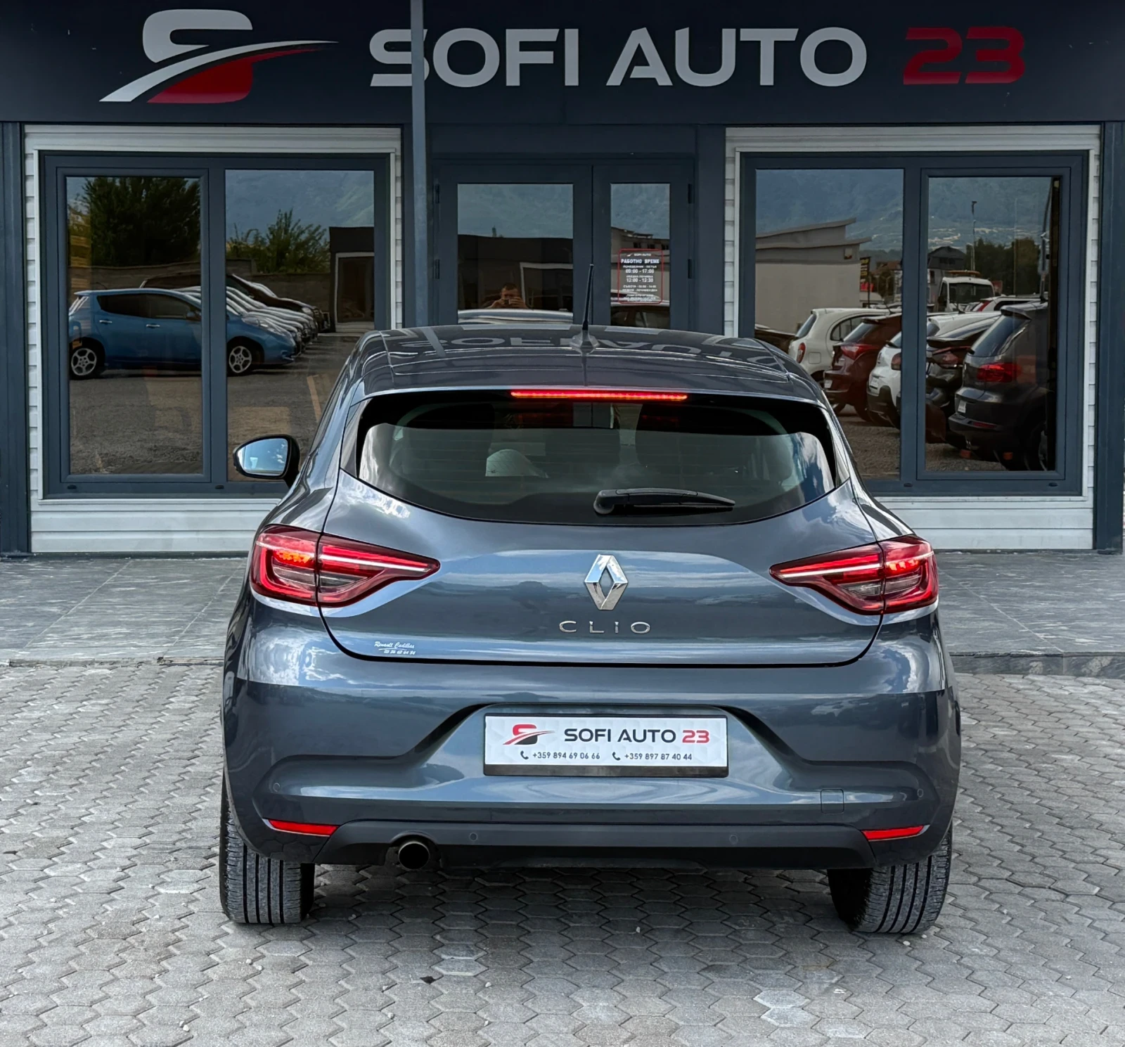 Renault Clio 1.5 DCI, снимка 8 - Автомобили и джипове - 55252515