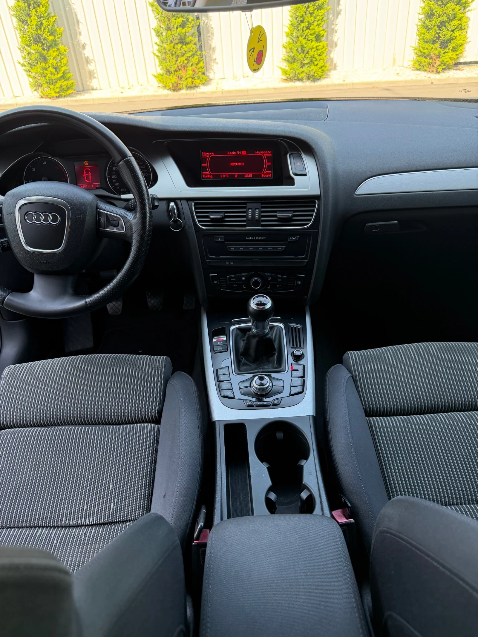 Audi A4, снимка 10 - Автомобили и джипове - 55407346