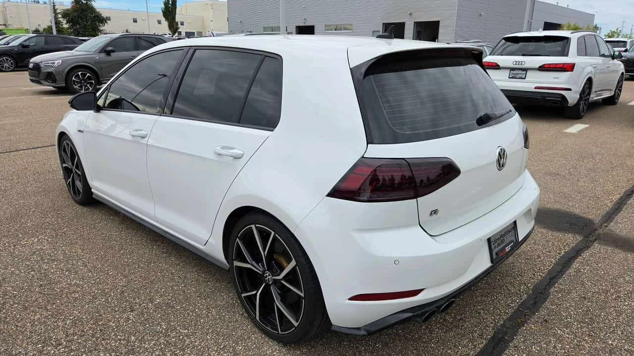 VW Golf * R* 5 door DSG* АВТОКРЕДИТ БЕЗ ПЪРВОНАЧАЛНА ВНОСК, снимка 14 - Автомобили и джипове - 55775526