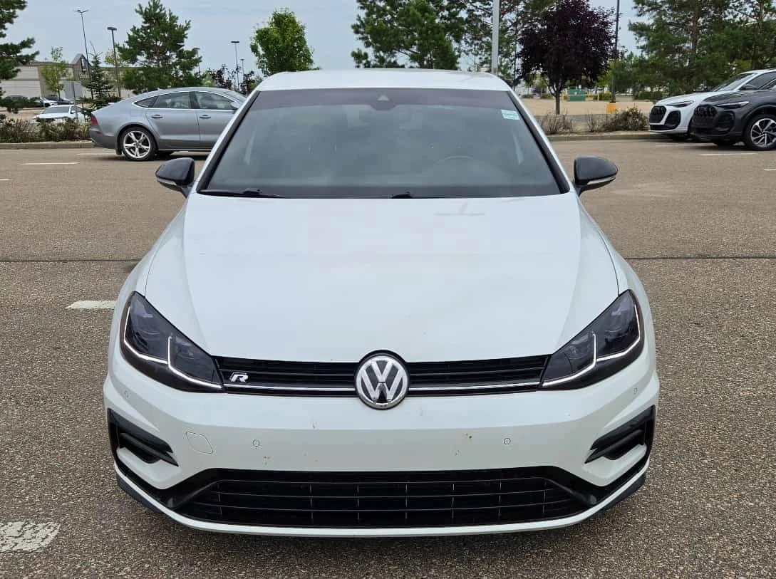 VW Golf * R* 5 door DSG* АВТОКРЕДИТ БЕЗ ПЪРВОНАЧАЛНА ВНОСК, снимка 6 - Автомобили и джипове - 55775526