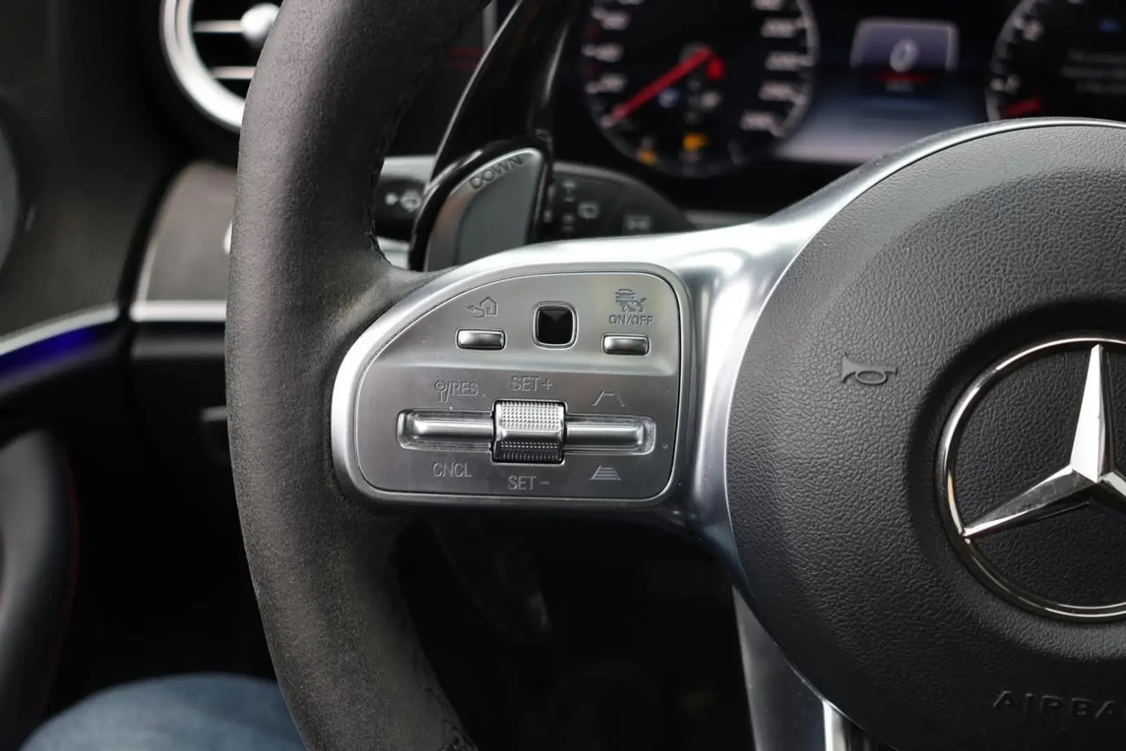 Mercedes-Benz E 53 AMG, снимка 14 - Автомобили и джипове - 55790459
