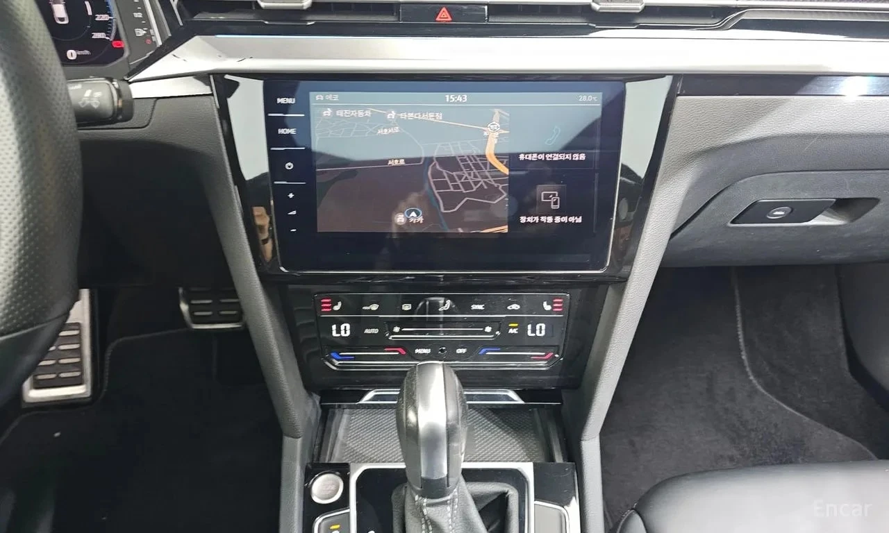 VW Arteon  R LIINE 4Motion / СЕРТИФИКАТ ЗА ОТЛИЧНО КАЧЕСТВО , снимка 12 - Автомобили и джипове - 55924445