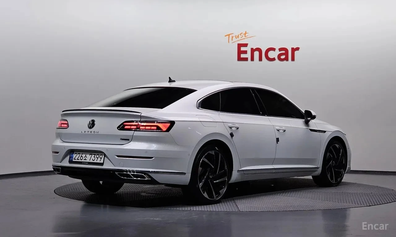 VW Arteon  R LIINE 4Motion / СЕРТИФИКАТ ЗА ОТЛИЧНО КАЧЕСТВО , снимка 2 - Автомобили и джипове - 55924445