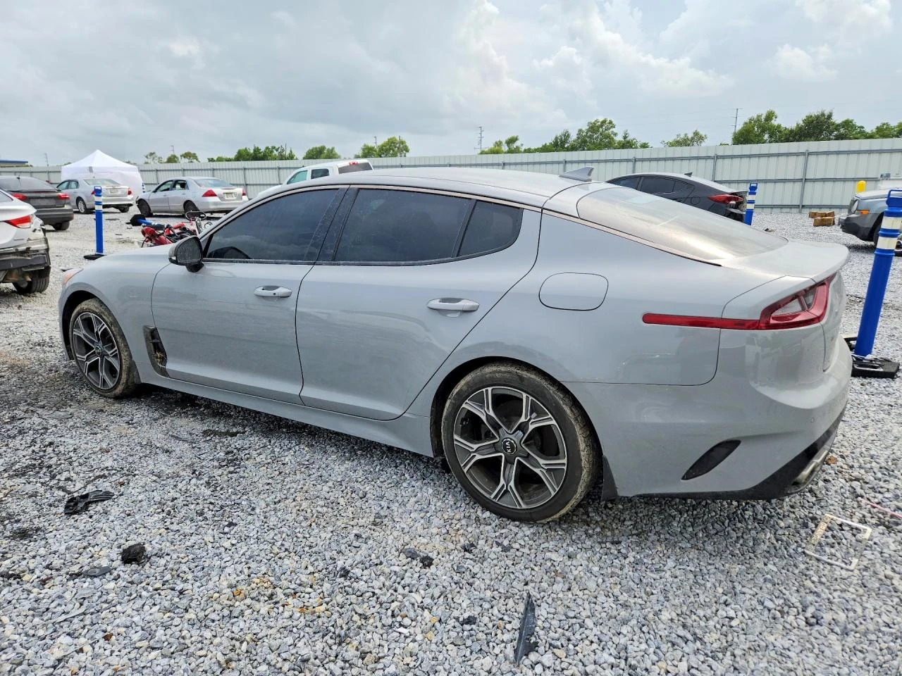 Kia Stinger 2.0l Gt-Line, снимка 2 - Автомобили и джипове - 55995511
