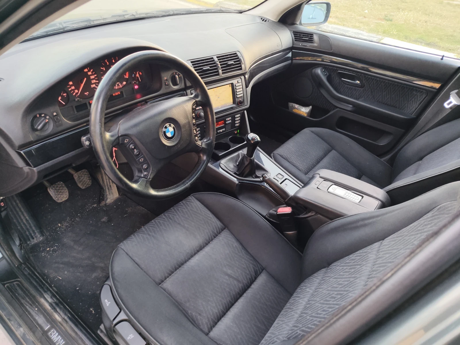 BMW 520 2.2i | Mobile.bg � ����������� 10