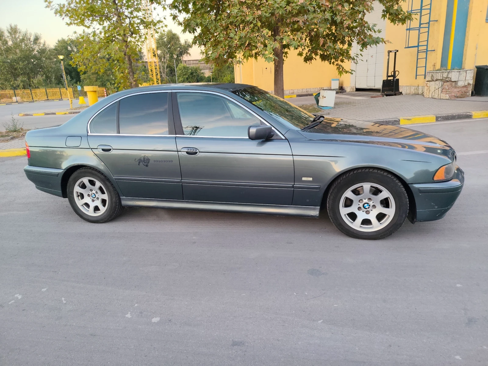 BMW 520 2.2i | Mobile.bg � ����������� 4